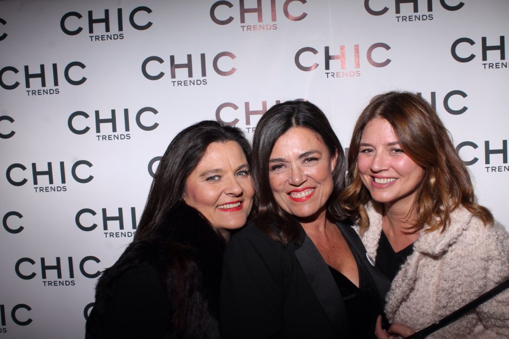 Adelina Planelles, Isabel Planelles y Cristina García.